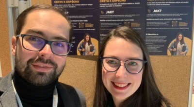 Soutěž v piškvorkách, konference kariérových poradců i wellbeing dětí – naše oblíbené zimní konference