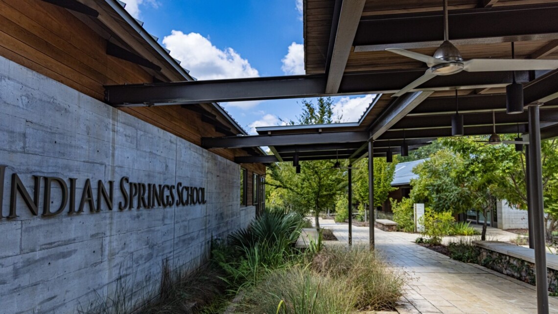education-stredniskoly-usa-indianspringsschool-budovaskoly