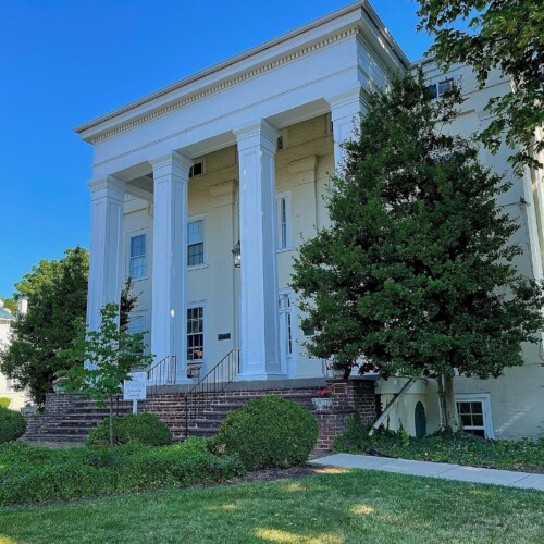 education-stredniskoly-usa-stuarthallschool-skola