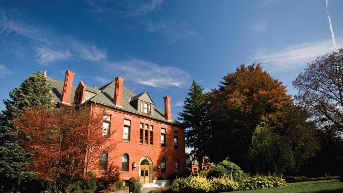education-stredniskoly-usa-worcesteracademy-budova2