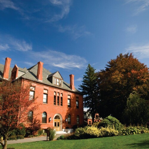 education-stredniskoly-usa-worcesteracademy-budova2