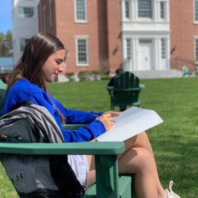 New Hampton_studentka