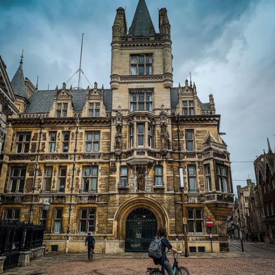 Vysokeskoly-velkabritanie-University_of_Cambridge-galerie-kampus2