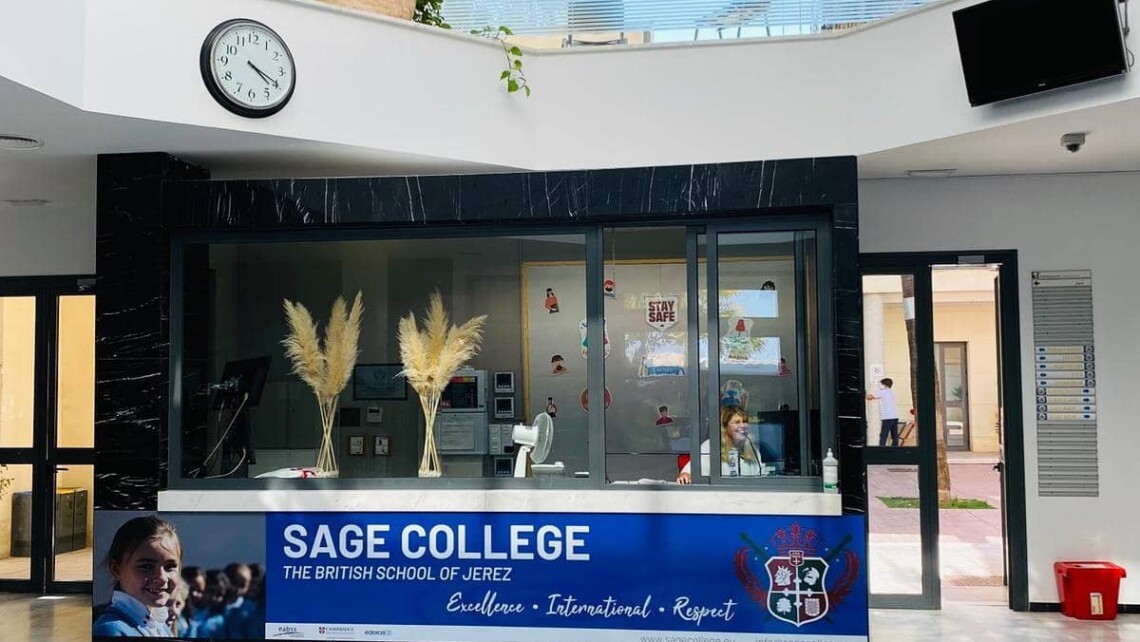 internatni školy profily sage college kampus španělsko